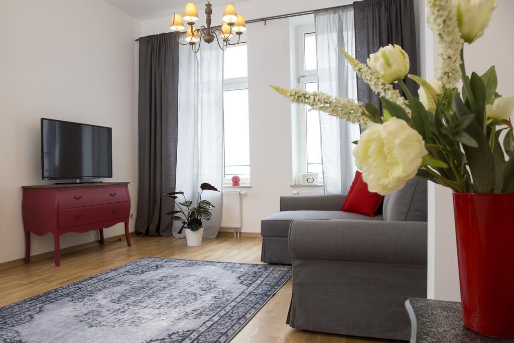Leon Apartment