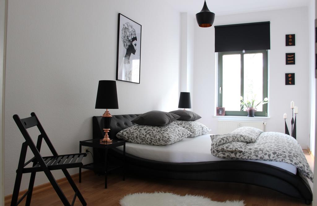 Leon Apartment *