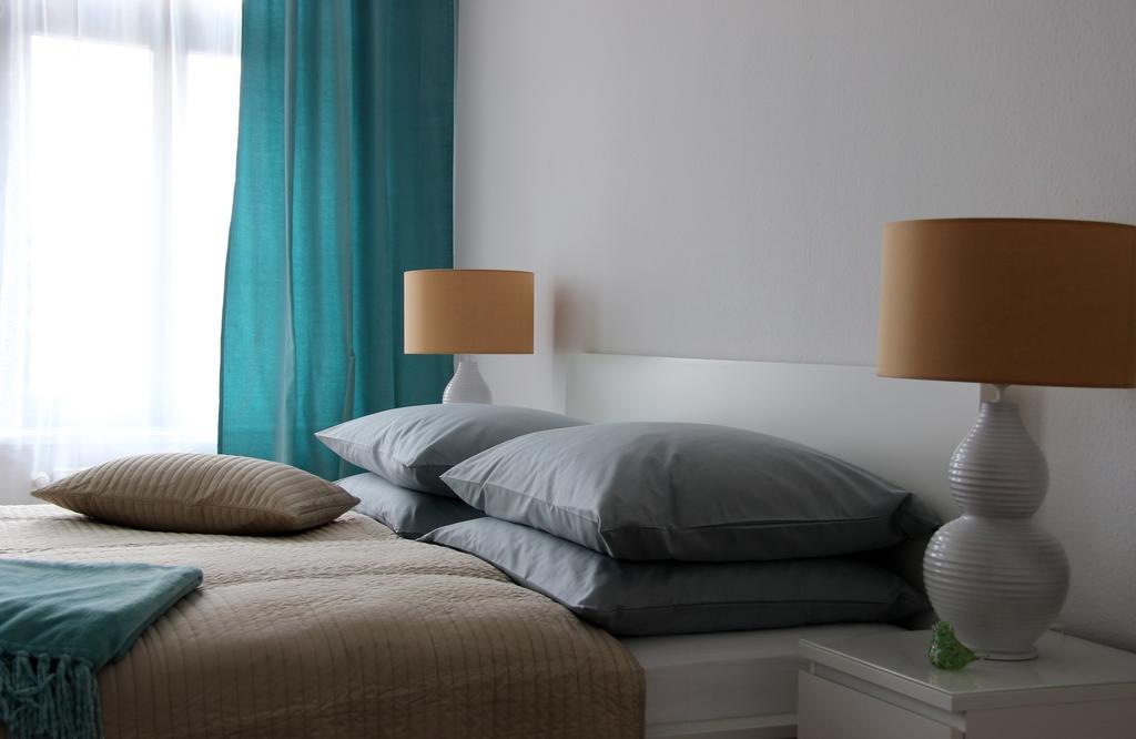 Leon Apartment *